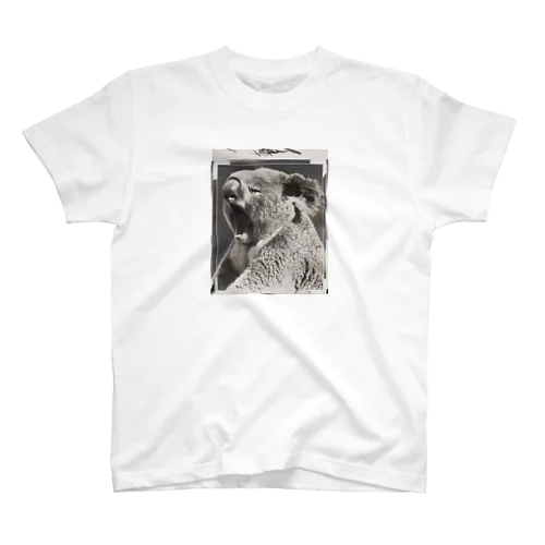 Yawning koala bear スタンダードTシャツ