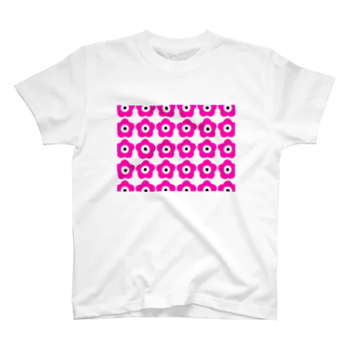 ピンクのお花 Regular Fit T-Shirt