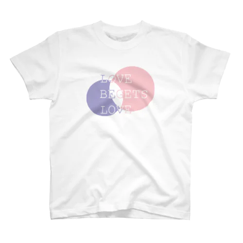 愛は愛を生む Regular Fit T-Shirt