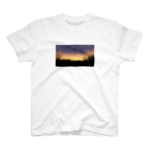 夕暮れの空 Regular Fit T-Shirt