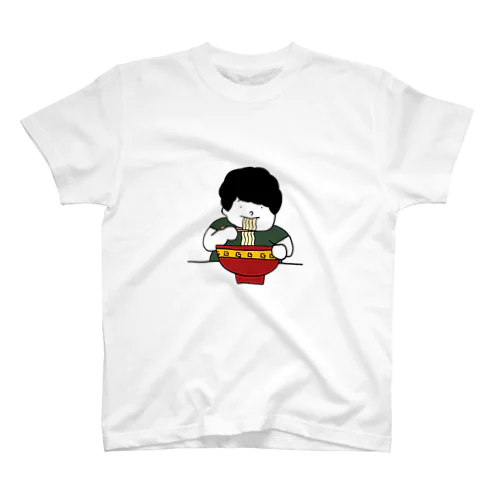 ラーメンをすする男の子 スタンダードTシャツ