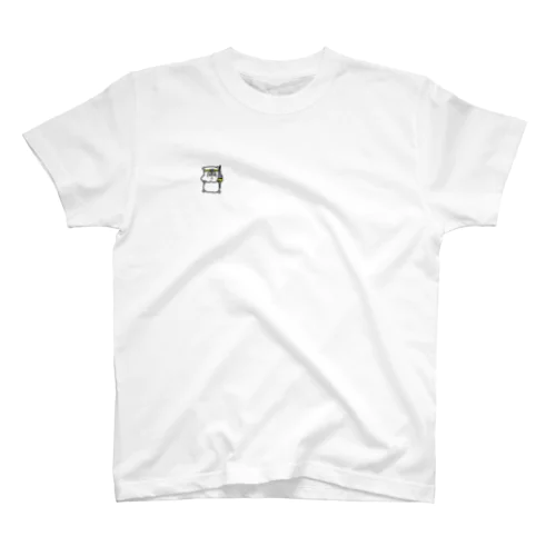 勇者になりたいいぬ Regular Fit T-Shirt