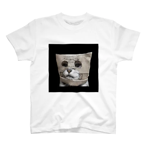 猫ちゃん Regular Fit T-Shirt