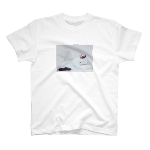 sleepy cat Regular Fit T-Shirt