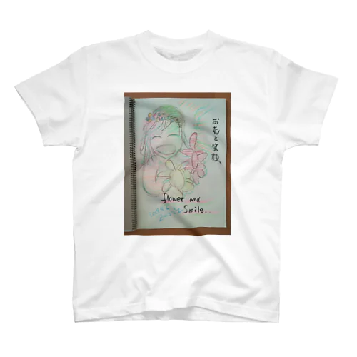 お花と笑顔のパワー Regular Fit T-Shirt