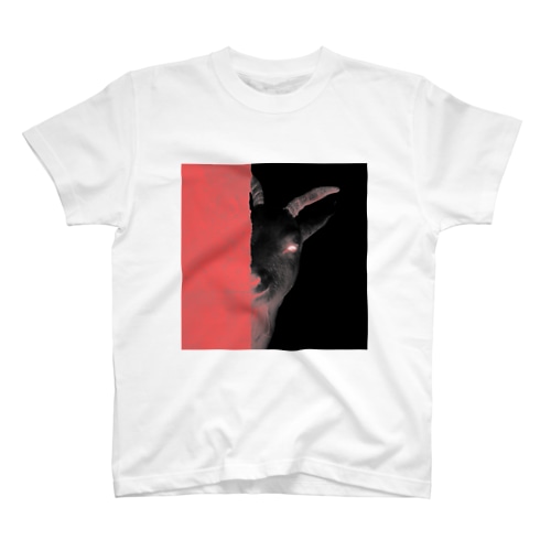 ほほ笑む悪魔の丁シャツ Regular Fit T-Shirt