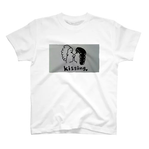 kissing スタンダードTシャツ