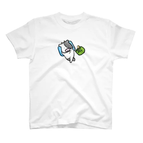 うしくんの休日 Regular Fit T-Shirt