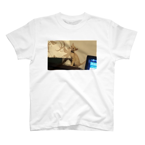 俺ん家の猫Tee Regular Fit T-Shirt