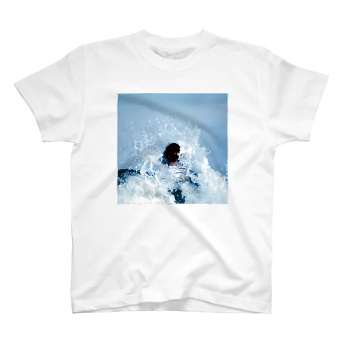 波に捲かれる人 Regular Fit T-Shirt