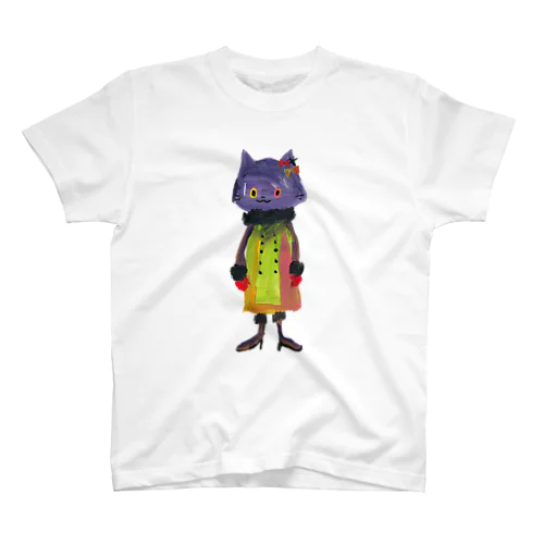 ねこびとさん/リサ Regular Fit T-Shirt