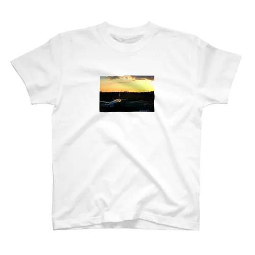 伊丹の夕焼け Regular Fit T-Shirt