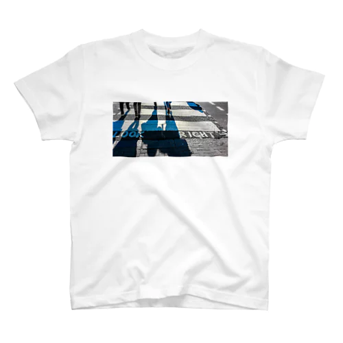 ロンドンの横断歩道 スタンダードTシャツ