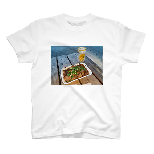 ホルモン焼きとハイボール Regular Fit T-Shirt