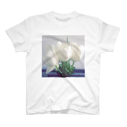 White tulips  Regular Fit T-Shirt