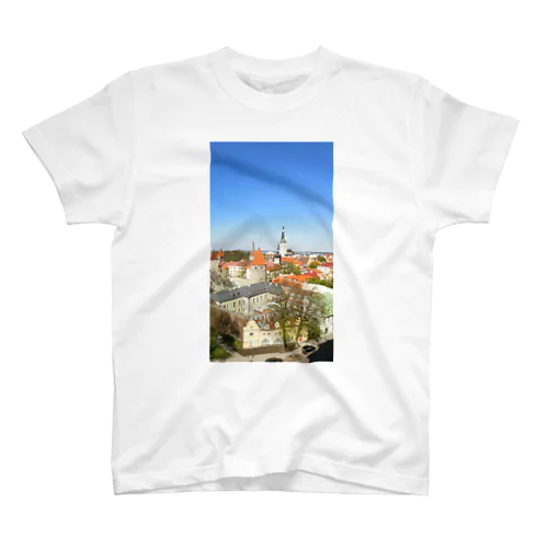 中世の街 タリン Regular Fit T-Shirt