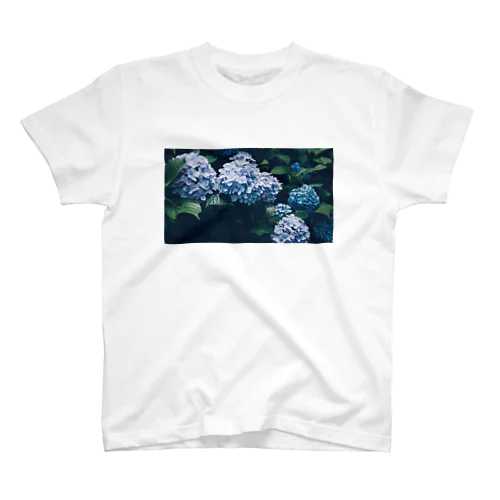 紫陽花を愛す人へ Regular Fit T-Shirt