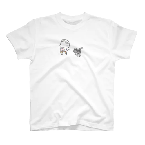 猫にちょっかいだす夫・サミ太郎 スタンダードTシャツ