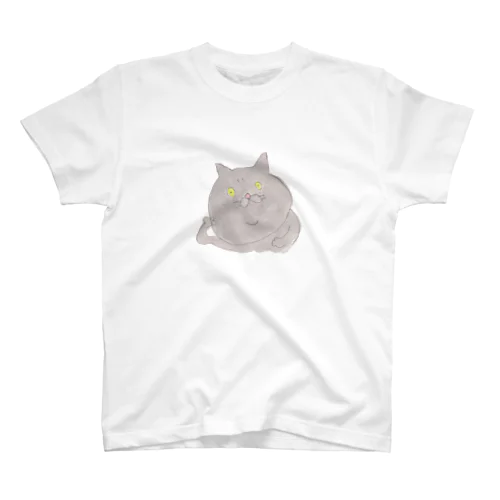 ふてぶてしいブリショ Regular Fit T-Shirt