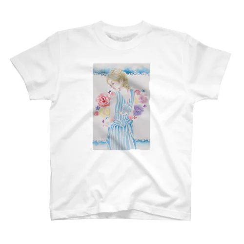 水色ストライプのワンピースの女の子 Regular Fit T-Shirt