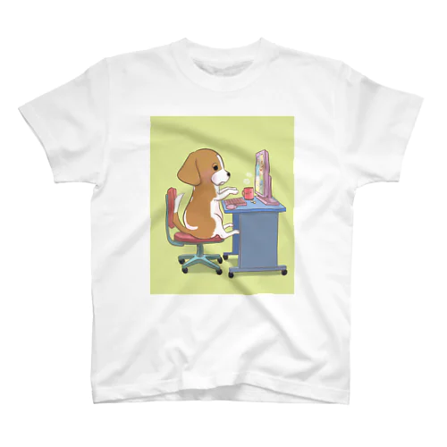 テレワークな犬 Regular Fit T-Shirt