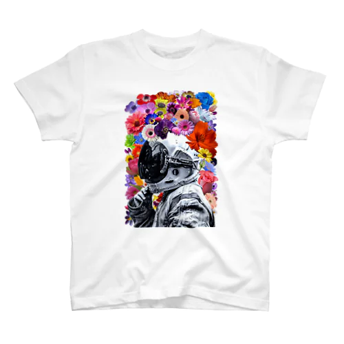 ASTRONAUT and FLOWERS スタンダードTシャツ