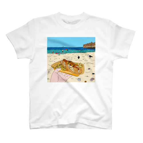 Hotdog on the Beach スタンダードTシャツ