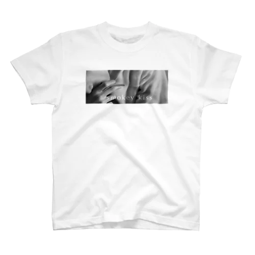 smokey kiss Regular Fit T-Shirt