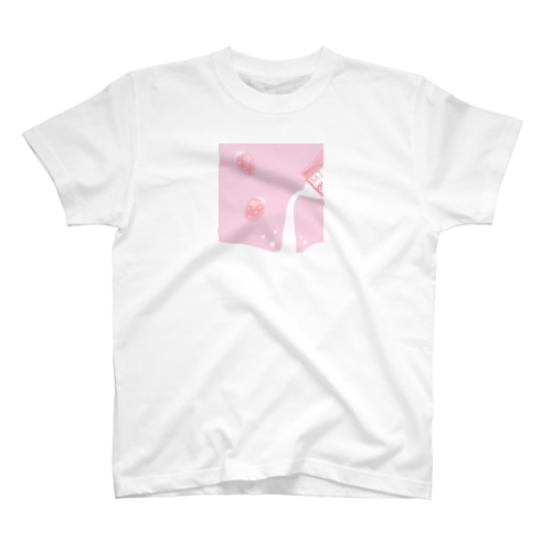 いちごミルク Regular Fit T-Shirt
