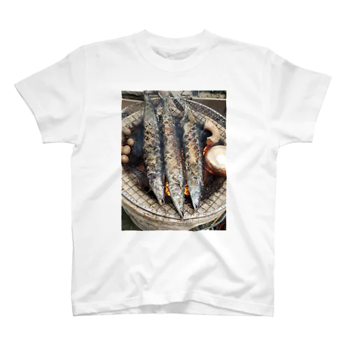 秋刀魚高いです スタンダードTシャツ