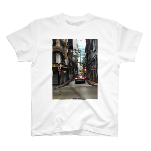 路地裏をゆく 티셔츠