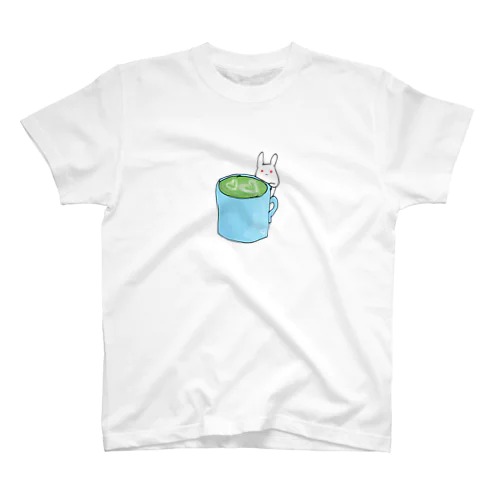 うさぎと抹茶ラテ Regular Fit T-Shirt