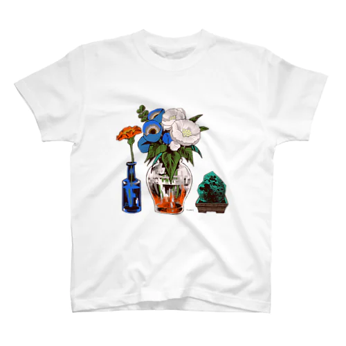 生花を見守る石 Regular Fit T-Shirt