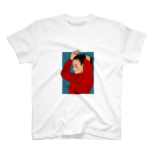 黒髪赤ニットポニーテール Regular Fit T-Shirt