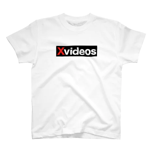 xvideos黒基調　背面プリントあり Regular Fit T-Shirt