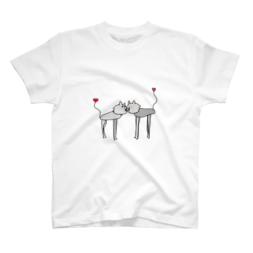 kissmeグッツ Regular Fit T-Shirt