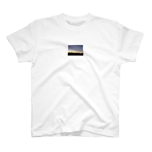 気分良い朝焼け Regular Fit T-Shirt