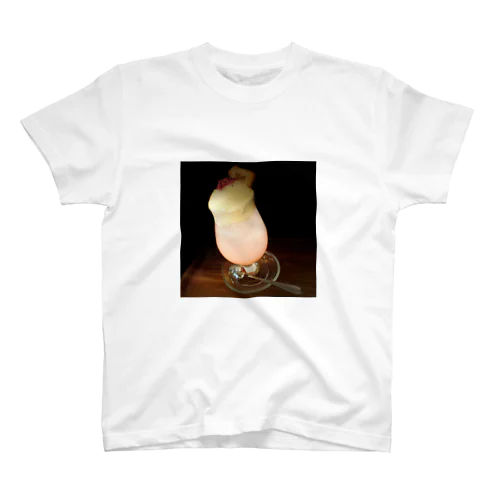 桜クリームソーダ Regular Fit T-Shirt