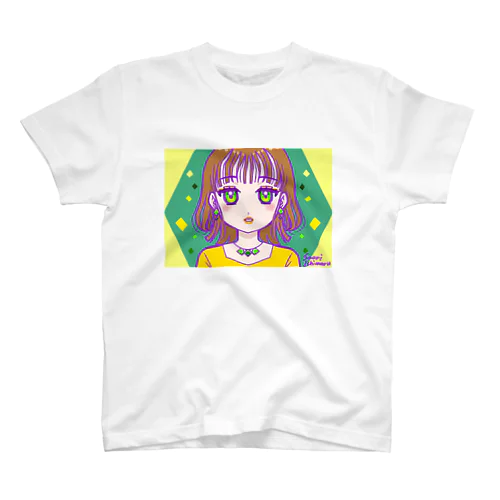 シースルーバングとゆるウェーブな女の子 Regular Fit T-Shirt