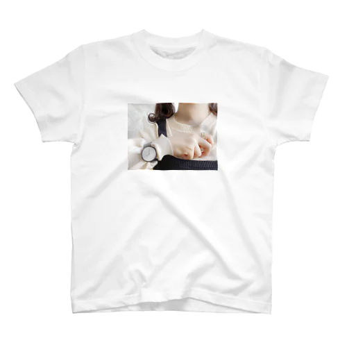 月よりのおんなの子 Regular Fit T-Shirt