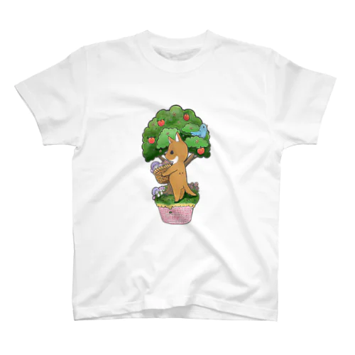 柴犬の冒険（森の中の茶柴） Regular Fit T-Shirt