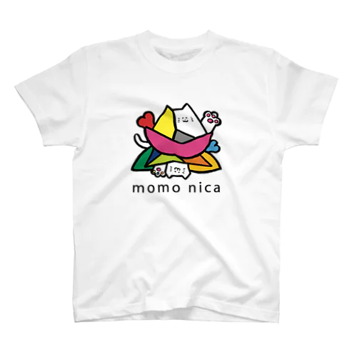 モモニカ Regular Fit T-Shirt