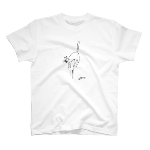 猫びっくり Regular Fit T-Shirt