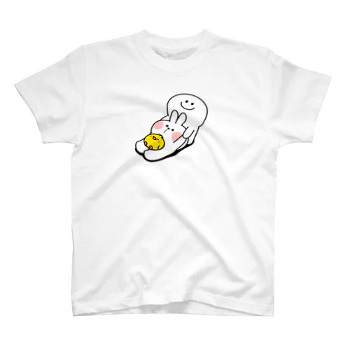 Smile Person Dragging / うさちゃんをひきずる あのひと Regular Fit T-Shirt