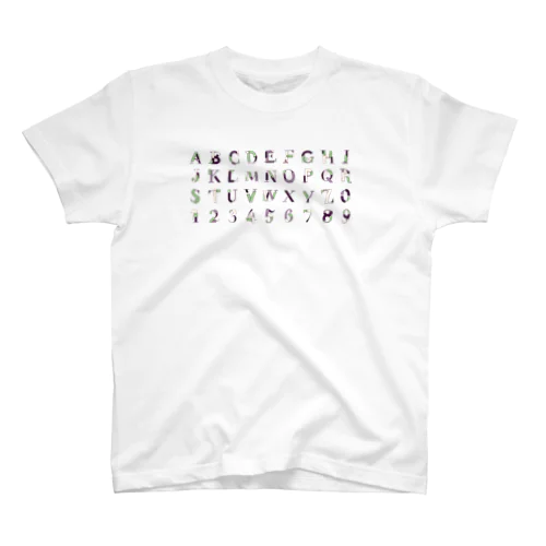 アルファベット Regular Fit T-Shirt