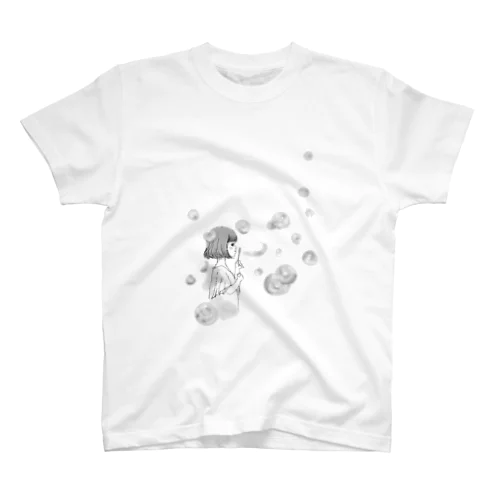 女の子と犬 Regular Fit T-Shirt