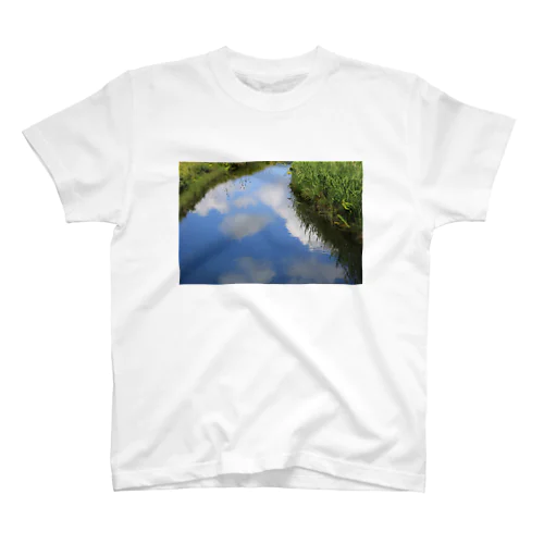 ブルースカイin the lake Regular Fit T-Shirt