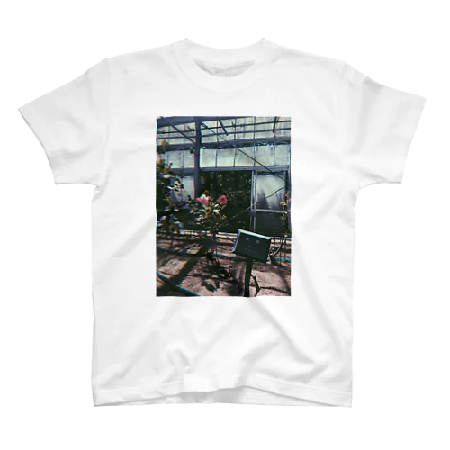 薔薇のお花 初恋 Regular Fit T-Shirt