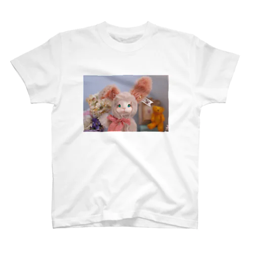 うさちゃん Regular Fit T-Shirt
