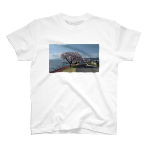 諏訪湖の桜 Regular Fit T-Shirt